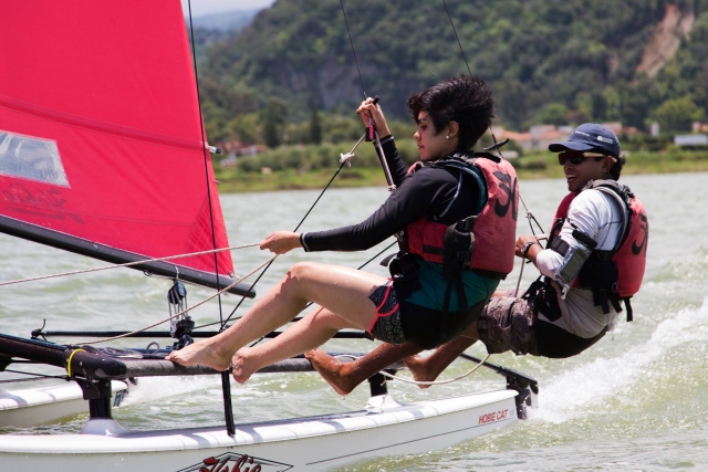  sailing in the valley 